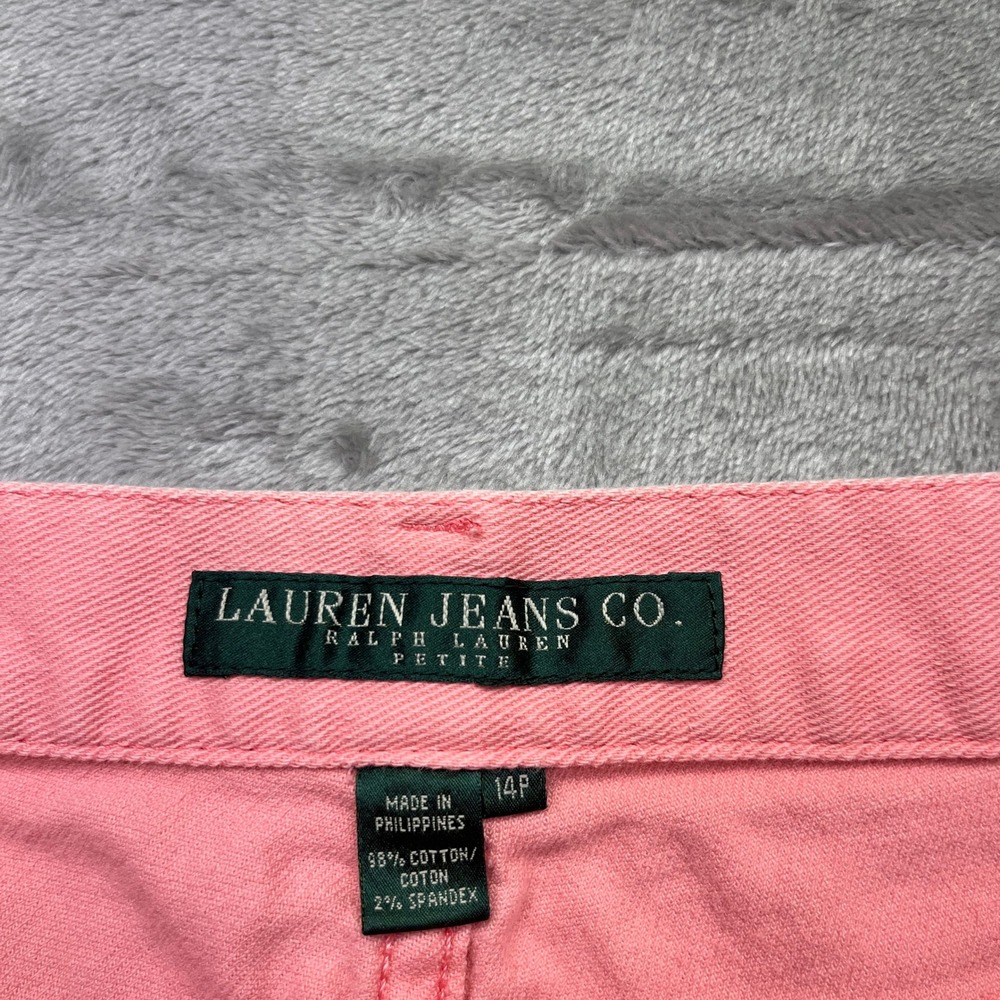 Lauren Jeans Co. Pink Denim Capri Pants Gold Button Coral Crop Sz 14P Fits 33.5" - Picture 6 of 11